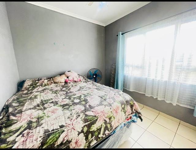 2 BEDROOM APARTMENT FOR SALE IN GREENWOOD PARK